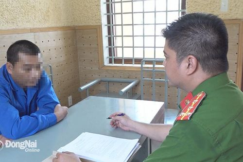 Bị khởi tố vì lấy tên giả, mượn nhà người khác lừa giao hàng để chiếm đoạt
