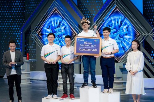 Nguyễn Quốc Nhật Minh: Nam sinh đầu tiên mang cầu truyền hình Olympia về Gia Lai