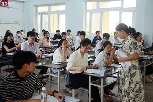 Hơn 1.700 thí sinh tham gia kỳ thi đánh giá năng lực tại Đại học Huế