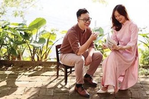 Bình yên ngồi xuống