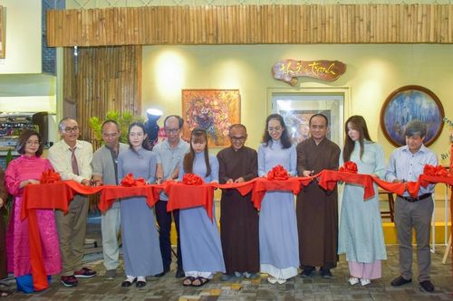 Khai mạc triển lãm mỹ thuật Phật giáo chủ đề 'Tĩnh'