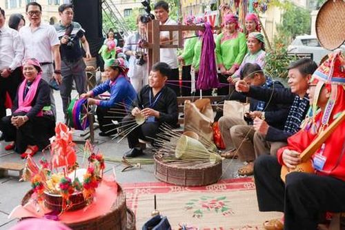 Trình diễn tinh hoa văn hóa Sa Pa giữa lòng Hà Nội