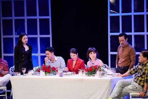 'Người lạ hoàn hảo' - phiên bản kịch bùng nổ, dự báo 'cháy vé'
