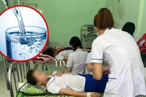 23 học sinh ở Quảng Trị có biểu hiện khó thở, đau bụng sau khi uống nước ở trường