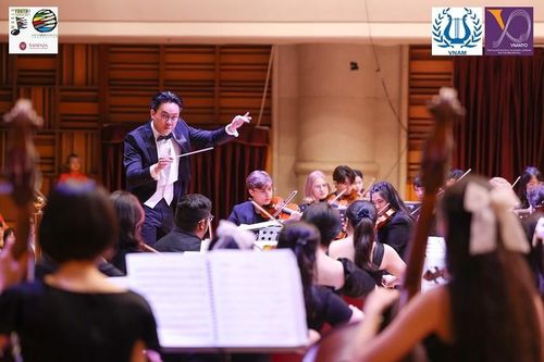Dàn nhạc giao hưởng Trẻ thế giới thăng hoa trong đêm nhạc đầu tiên tại Việt Nam