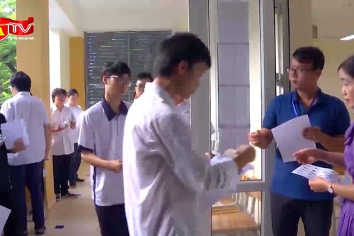 Loại máy tính nào được mang vào phòng thi tốt nghiệp THPT năm 2024