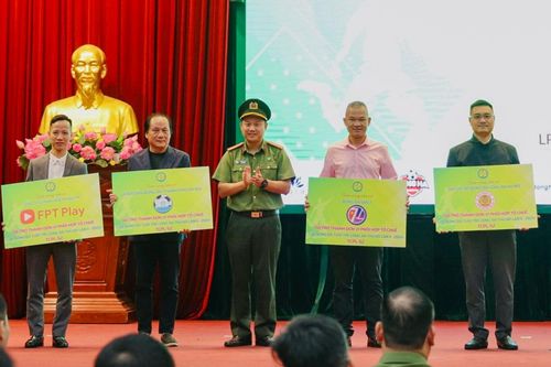 24 đội tranh tài giải bóng đá Tuổi trẻ Công an Thủ đô 2024