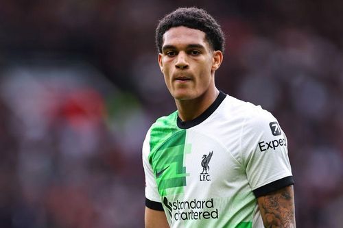Sao Liverpool gây phẫn nộ