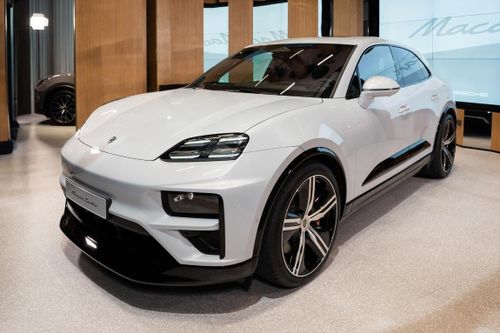 Porsche Macan thuần điện lộ giá bán tại Việt Nam