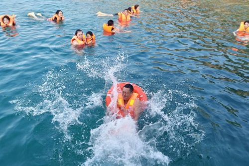 Vé máy bay cao, công ty du lịch chuyển khách sang tour mới ra Phú Quốc