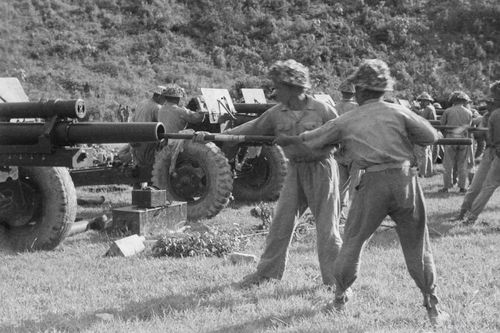 Ngày 8/4/1954: Bộ Chỉ huy Chiến dịch hạ quyết tâm tiếp tục thực hiện nhiệm vụ đã đề ra cho đợt 2