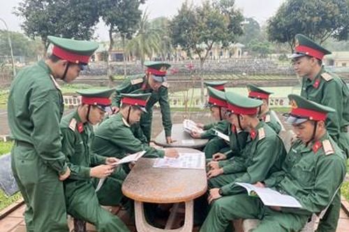 Lữ đoàn Tăng thiết giáp 206 (Quân khu 4): Mềm hóa mệnh lệnh trong huấn luyện chiến sĩ mới