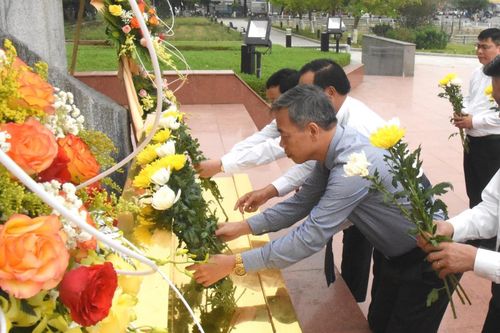 Nhiều hoạt động ý nghĩa tưởng nhớ 117 năm ngày sinh Tổng Bí thư Lê Duẩn