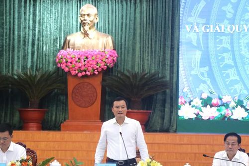 Huyện Bình Chánh tập trung tháo gỡ khó khăn trong xử lý vi phạm lĩnh vực đất đai, xây dựng