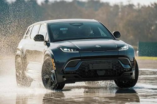 Hãng ôtô điện Fisker bị hủy 40.000 đơn hàng, nguy cơ phá sản
