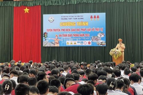 Vĩnh Phúc tích cực tuyên truyền Luật Giao thông đường bộ tới học sinh
