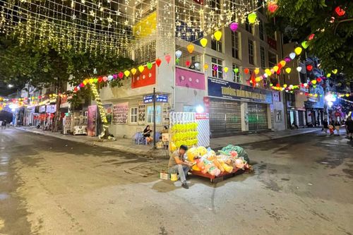 Phố đi bộ Bài Thơ ở Hạ Long hoạt động chưa đạt kỳ vọng