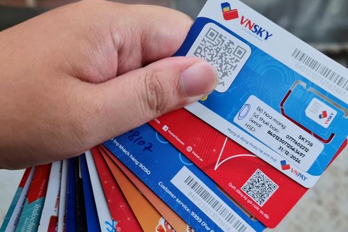 Hơn 1,6 triệu người dùng di động sở hữu từ 4 đến 9 SIM