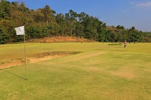 VKSND tỉnh Đắk Lắk kháng nghị bản án vụ vợ Giám đốc ngân hàng mở sân golf mini