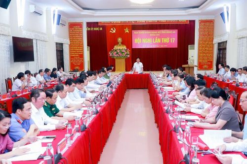 Hội nghị lần thứ 17 Ban Chấp hành Đảng bộ tỉnh Nghệ An khóa XIX