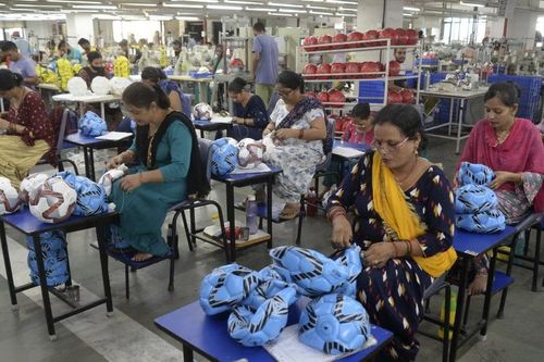 Ấn Độ đặt mục tiêu thu hút 100 tỷ USD vốn FDI hằng năm