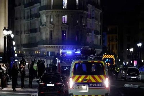 Pháp: Cháy tòa nhà 8 tầng ở thủ đô Paris, 3 người thiệt mạng