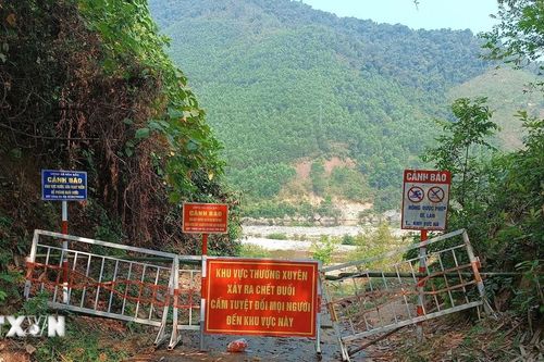 Đà Nẵng: Cấm tắm suối thượng nguồn sông Cu Đê vì xảy ra nhiều vụ đuối nước