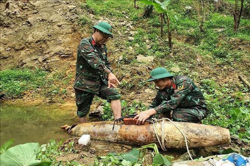 Hủy nổ thành công quả bom nặng 226kg sót lại sau chiến tranh