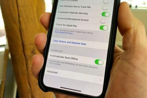iPhone đầy bộ nhớ phải làm sao? Chỉ mẹo không cần xóa ảnh hay ứng dụng mà máy chạy nhanh như mới