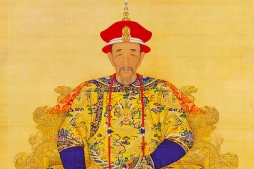 Chỉ vì 1 quyết định sai lầm của Khang Hi mà nhà Thanh đã bỏ lỡ cơ hội đi trước thời đại