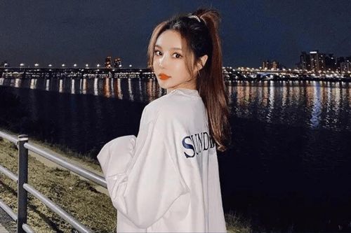Liên tiếp gây ra nhiều tai nạn nghiêm trọng, nữ ca sĩ vẫn 'tỉnh bơ' khiến công chúng phẫn nộ