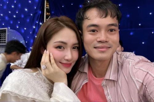 Được 'đẩy thuyền' thành đôi với Hòa Minzy, Văn Toàn tuyên bố vỏn vẹn 3 từ