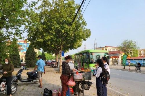 Tiếp tục cảnh báo về an toàn thực phẩm học đường