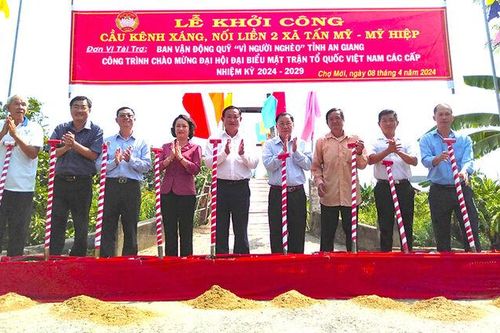 Khởi công xây dựng cầu Kênh Xáng, nối liền 2 xã Tấn Mỹ - Mỹ Hiệp