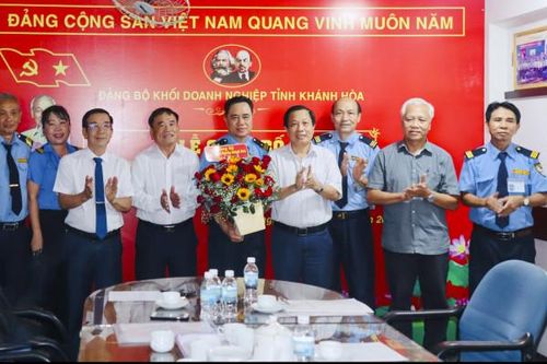 Đảng ủy Khối Doanh nghiệp tỉnh: Thành lập Chi bộ Công ty Cổ phần Dịch vụ Bảo vệ Long Sơn