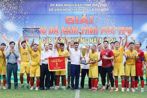 Thanh Sơn lên ngôi Vô địch Giải Bóng đá nam tỉnh Phú Thọ- Cúp Hùng Vương