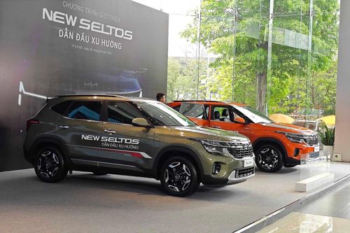Kia Seltos 2024 có mặt tại đại lý, 'phả hơi nóng' lên các đối thủ