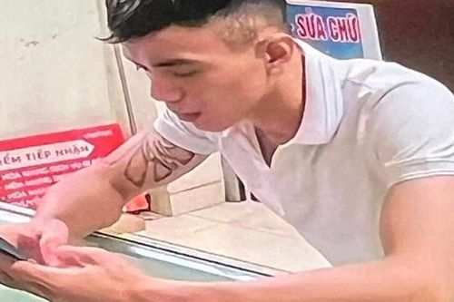 Truy tìm đối tượng vào cửa hàng điện thoại di động cướp giật tài sản