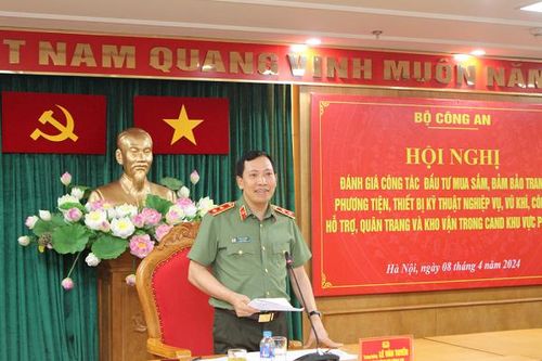 Ưu tiên trang thiết bị, phương tiện đáp ứng yêu cầu công tác, chiến đấu