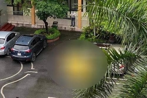 Nam sinh viên ĐH Công nghệ Giao thông vận tải rơi từ tầng 5