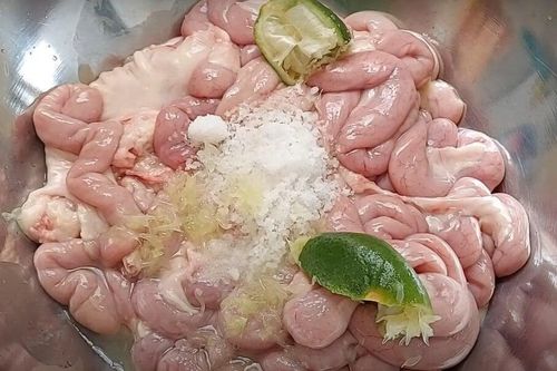 Cách rửa lòng non hết sạch mùi hôi