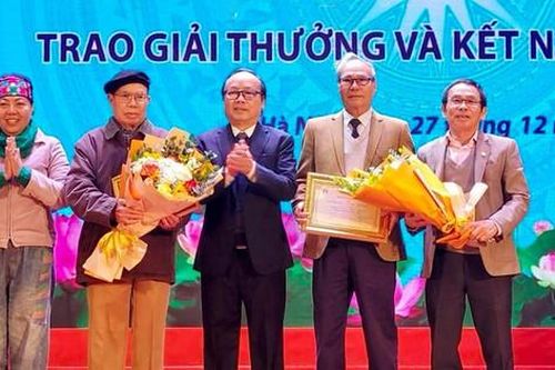 Nhà văn Ma Văn Kháng: Viết văn là hành trình không có điểm dừng