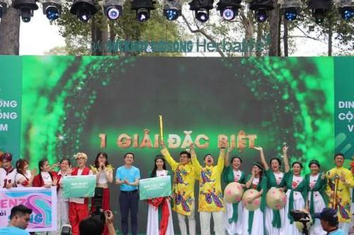 Ấn tượng với màn trình diễn đạt Giải đặc biệt tại Ngày Dinh dưỡng cộng đồng Việt Nam lần 2