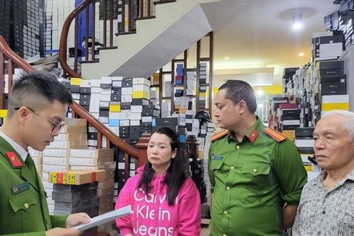 Lừa bán điện thoại giả, chiếm đoạt hơn 90 tỷ đồng