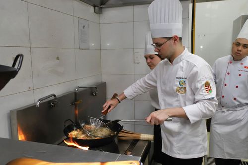 Giao lưu văn hóa ẩm thực giữa Việt Nam và Hungary