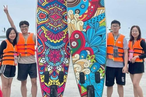 Lần đầu tiên tổ chức lễ hội Festival chèo thuyền súp tại đảo Phú Quý