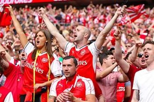 Trước trận Arsenal và Bayern Munich: Chủ nhà ra quyết định cứng rắn