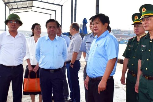 Bộ trưởng Lê Minh Hoan: Không để ngành thủy sản mang tiếng 'ăn cắp tài nguyên nước khác'