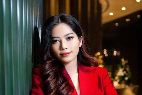 Những trò lố của Nam Em trên mạng xã hội gây bức xúc