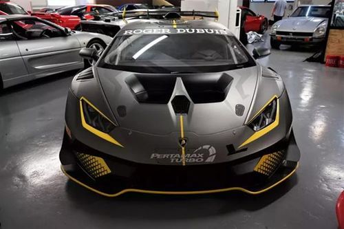 Lamborghini Huracan Super Trofeo Evo 10th Edition 'suýt' về Việt Nam
